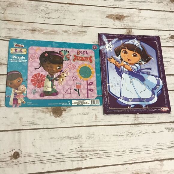 Dora the Explorer and Doc McStuffins Puzzles kids children tray - Picture 1 of 6